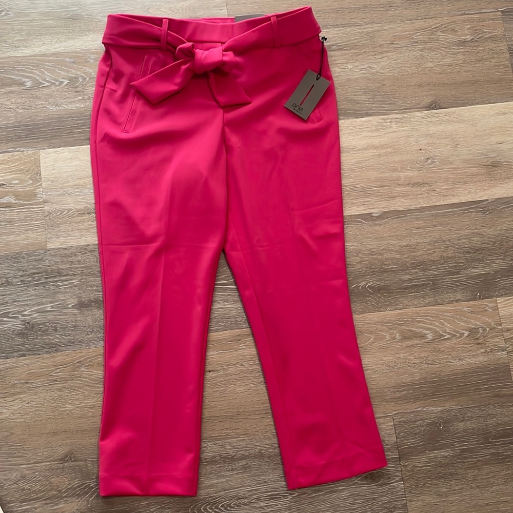 Womens pink ONE pants for sale. Size medium! New with tags!